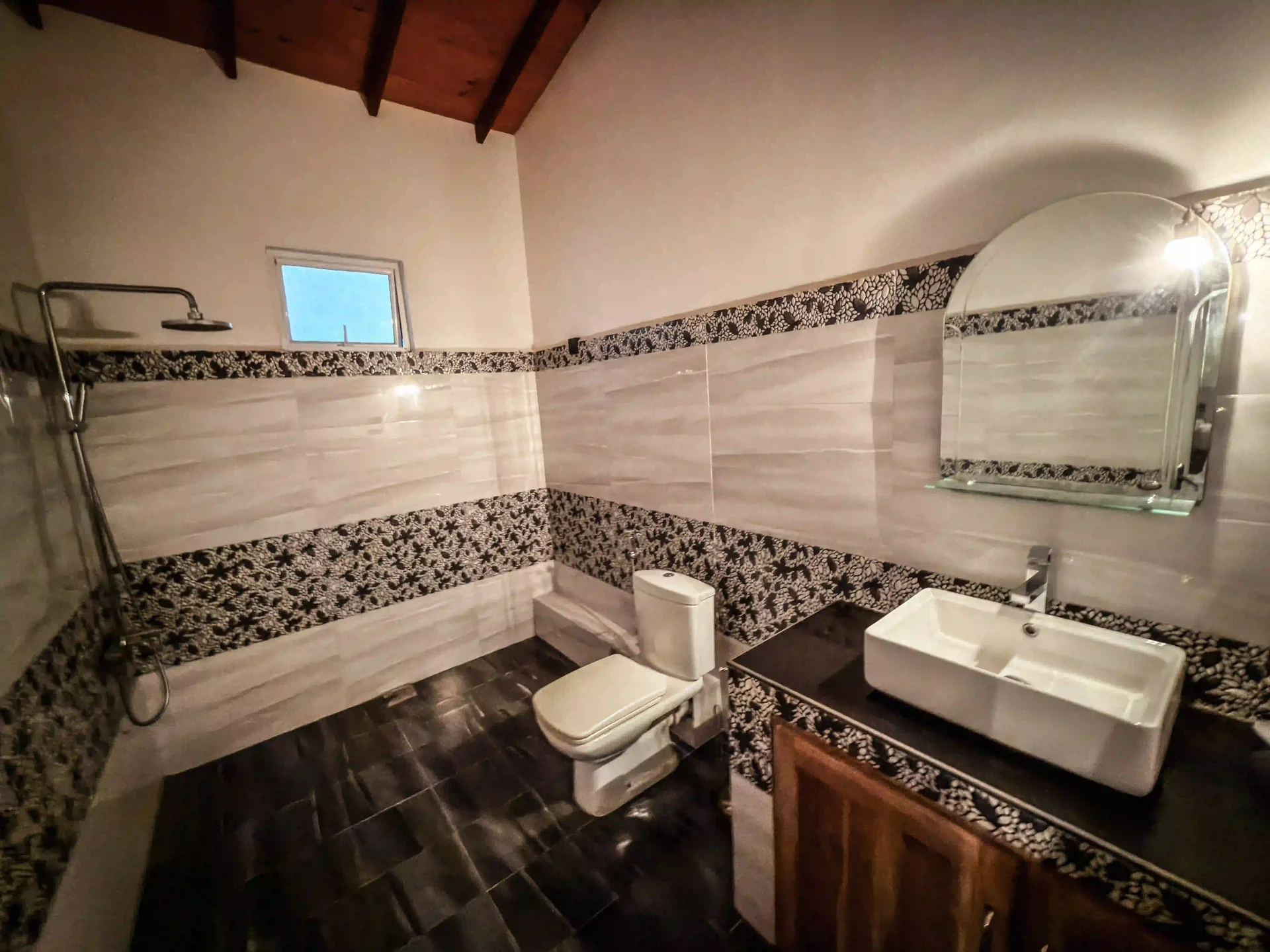 Double Room - Photo 5